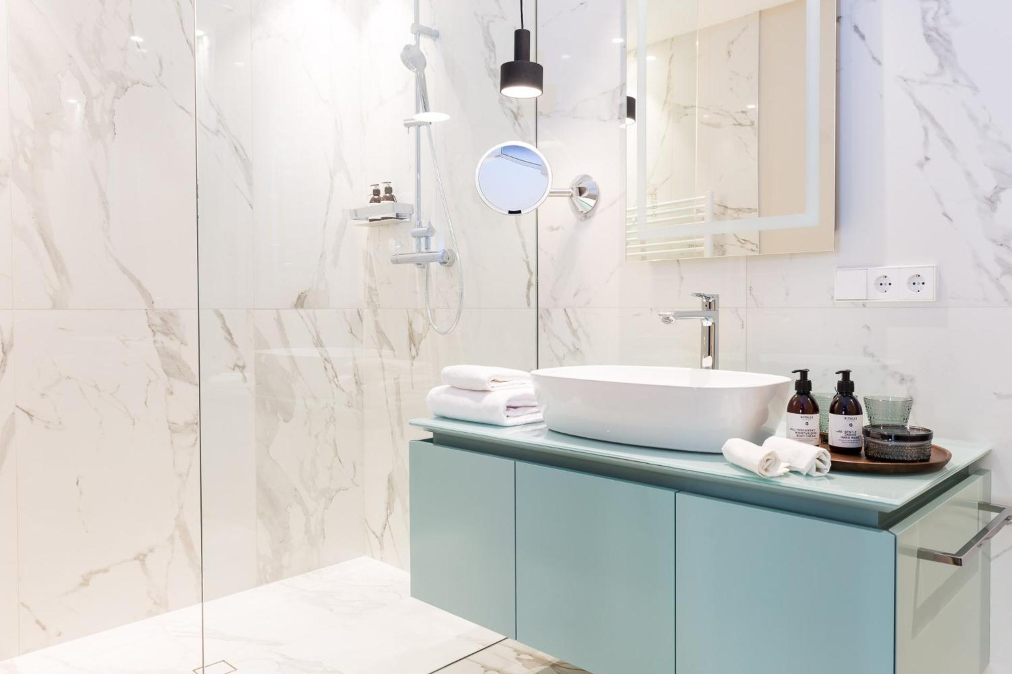 Anton Dolomites Hideaway Apartment Brunico Luaran gambar